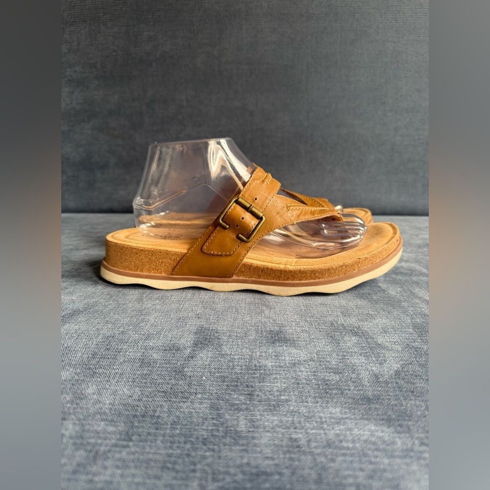 Clarks Tan Leather Sandals with Adjustable Buckle